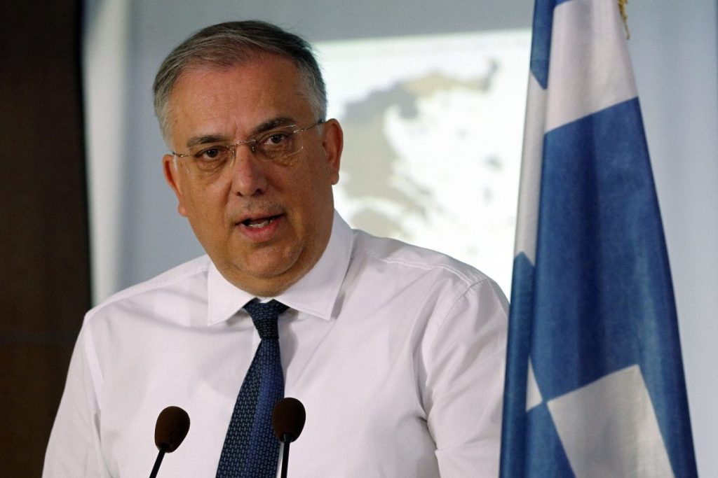 Τάκης Θεοδωρικάκος: “Με πράξεις συμβάλλουμε στον παραγωγικό μετασχηματισμό – Υπεγράφησαν τα τρία πρώτα αναπτυξιακά καθεστώτα με  450 εκατ. ευρώ για τo 2025”